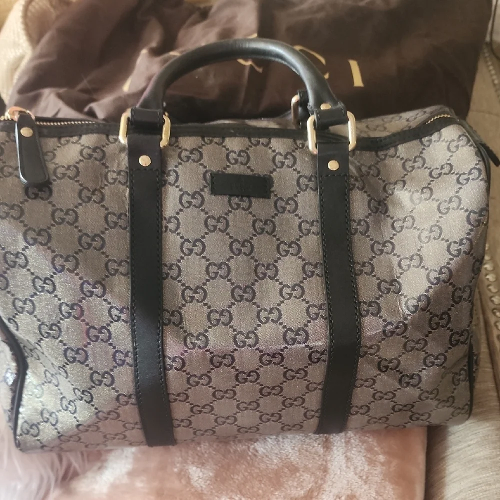 Gucci Black and Gray Speedy/Duffel Bag with Iconic Monogram - Picture 3 of 15